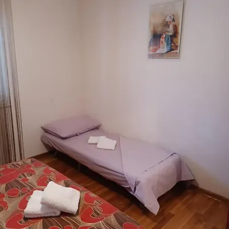 Apartamento Pineto Makarska